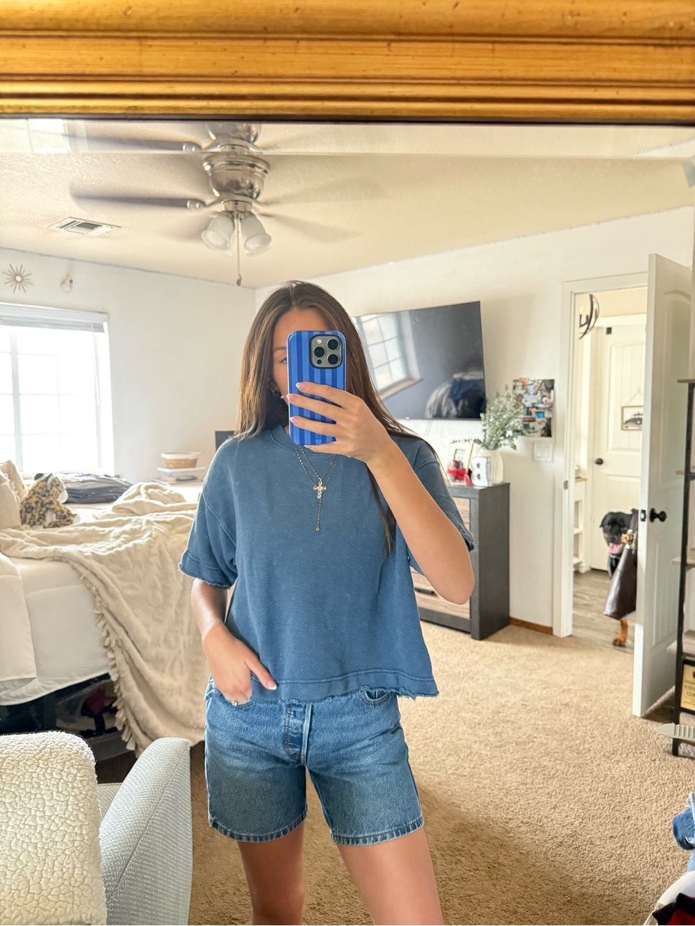American Eagle Outfitters Blue Boxy Cropped Tee